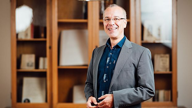 Prof. A. Heuser