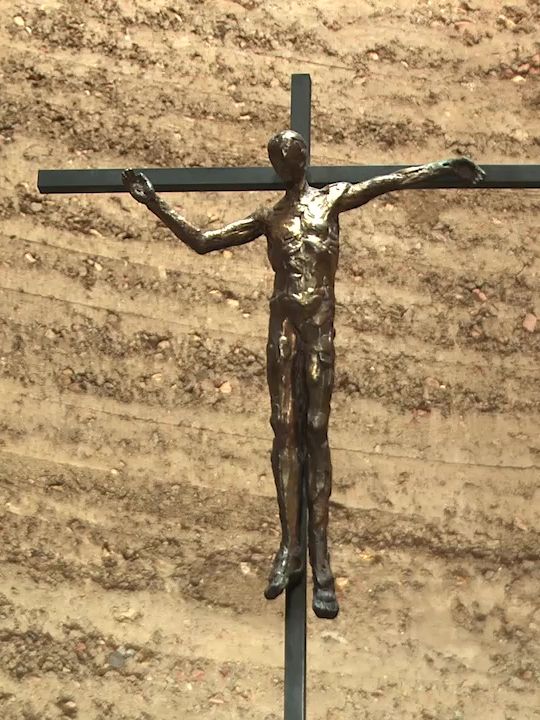Jesus am Kreuz (Gedächtniskapelle Bernauer Strasse)