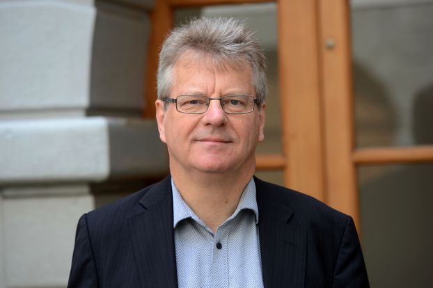 Prof. Dr. Reinhold Bernhardt